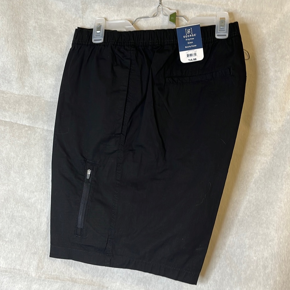 GEORGE at the knee shorts w/ security pocket